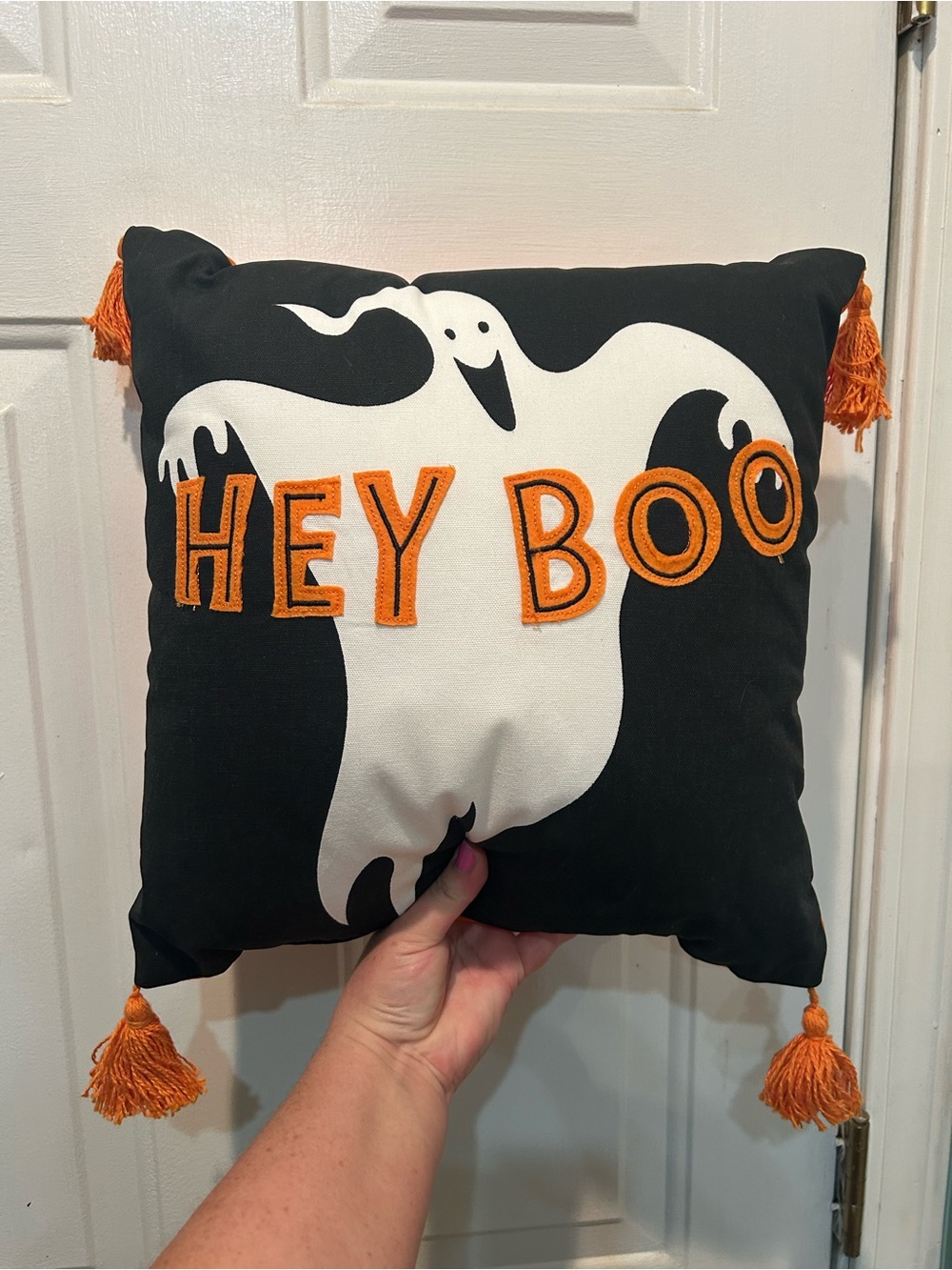 Target Hyde & EEK Halloween Hey Boo Ghost Square Pillow Tassels Black 2019